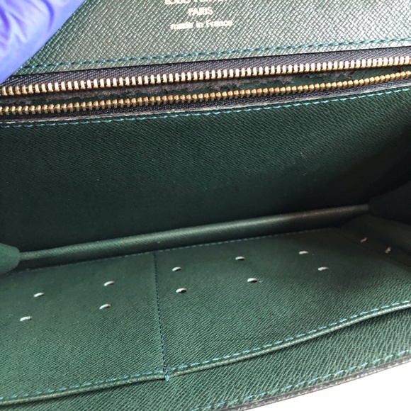 Louis Vuitton Green Taiga Clutch Pochette Sku#83917 - Picture 8 of 10